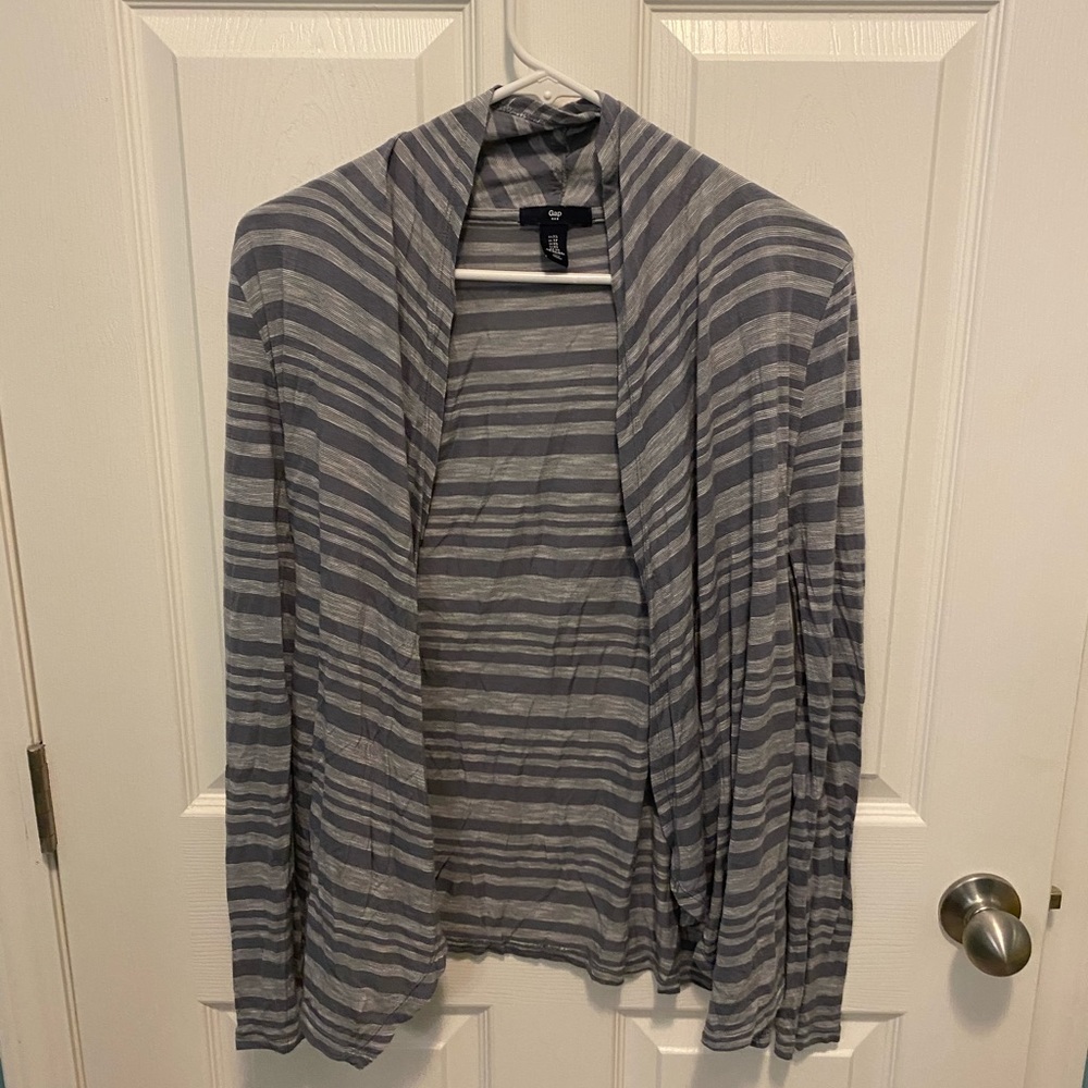 GAP flyaway cardigan